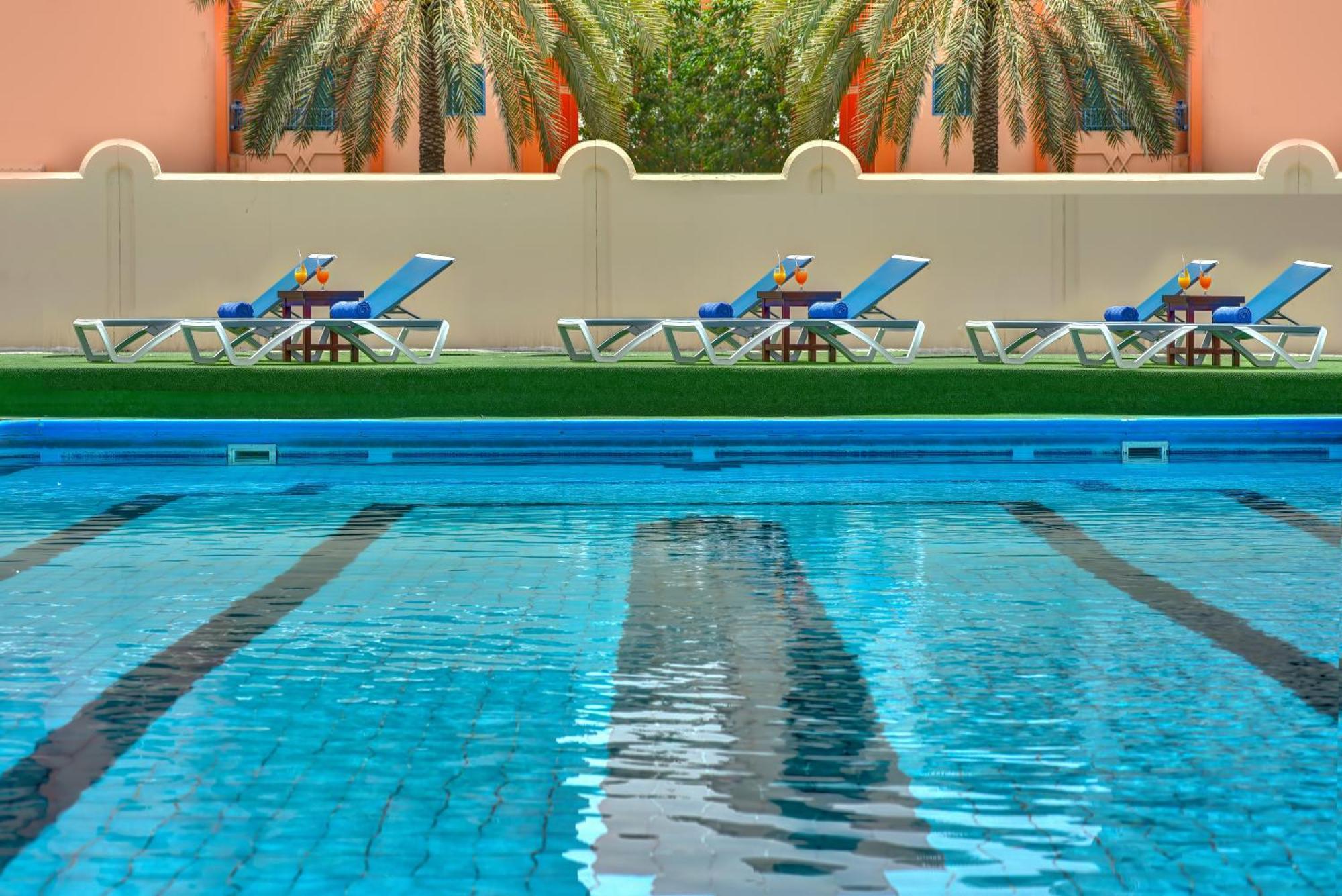 Hotel Al Bustan Flats Šardžá Exteriér fotografie