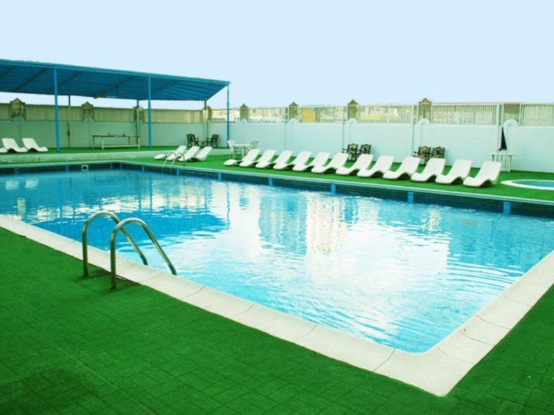 Hotel Al Bustan Flats Šardžá Exteriér fotografie